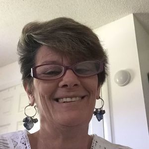 Meet your Posher, Candace